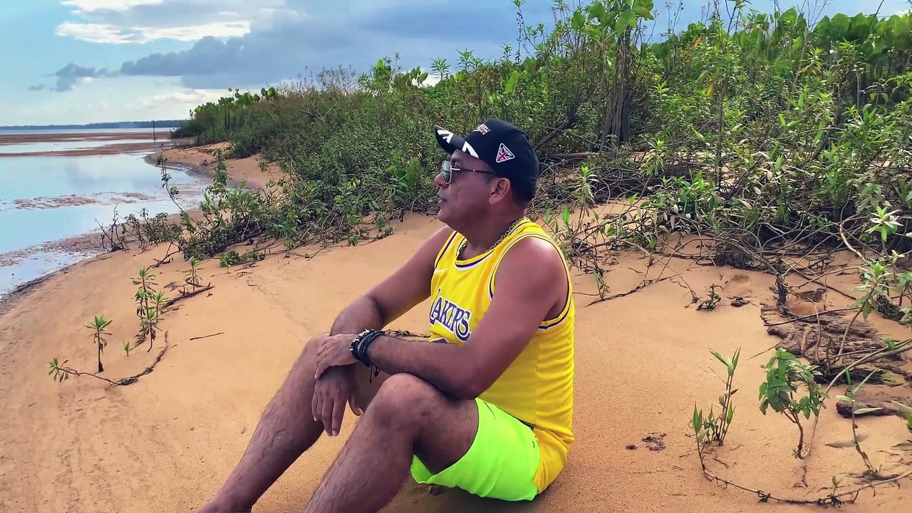 b'EDY BEL89M - SONHEI TE AMANDO.mp4'