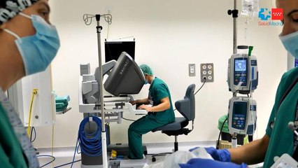 Un bebé de 10 meses es intervenido en el 12 de Octubre con cirugía robótica