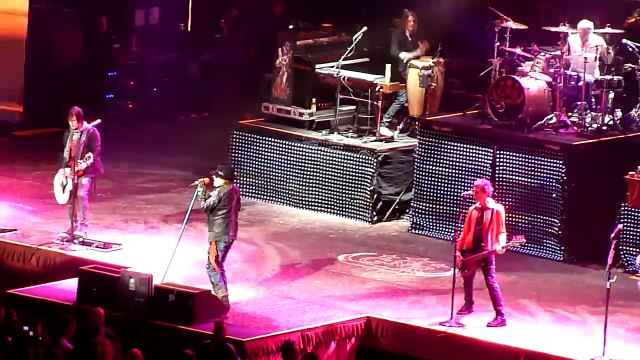 Guns N Roses - Mr Brownstone