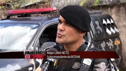 b'Polcia faz operao no bairro do Aur'