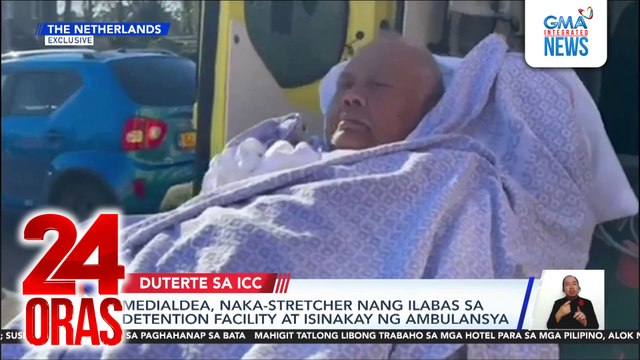 Medialdea, naka-stretcher nang ilabas sa detention facility at isinakay ng ambulansya | 24 Oras