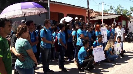 b'Estudante morto a golpes de faca por mulher '