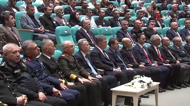Şehit aileleri ve gazilere Devlet Övünç Madalyası
