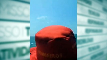 b'Quatro pessoas sa?o resgatadas apo?s naufra?gio de embarcac?a?o em Salino?polis'