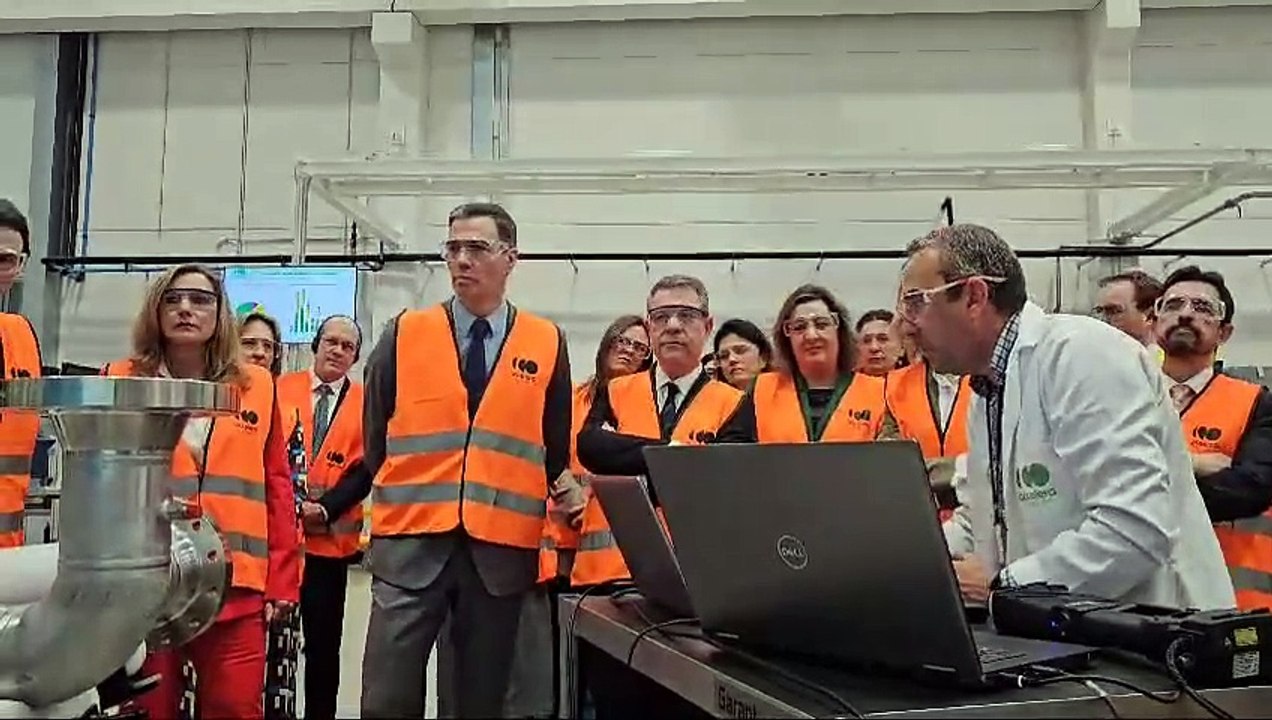 Pedro Sánchez visitó este martes la fábrica de Accelera by Cummins en Guadalajara