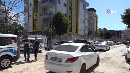 Oğlu tarafından defalarca bıçaklandı