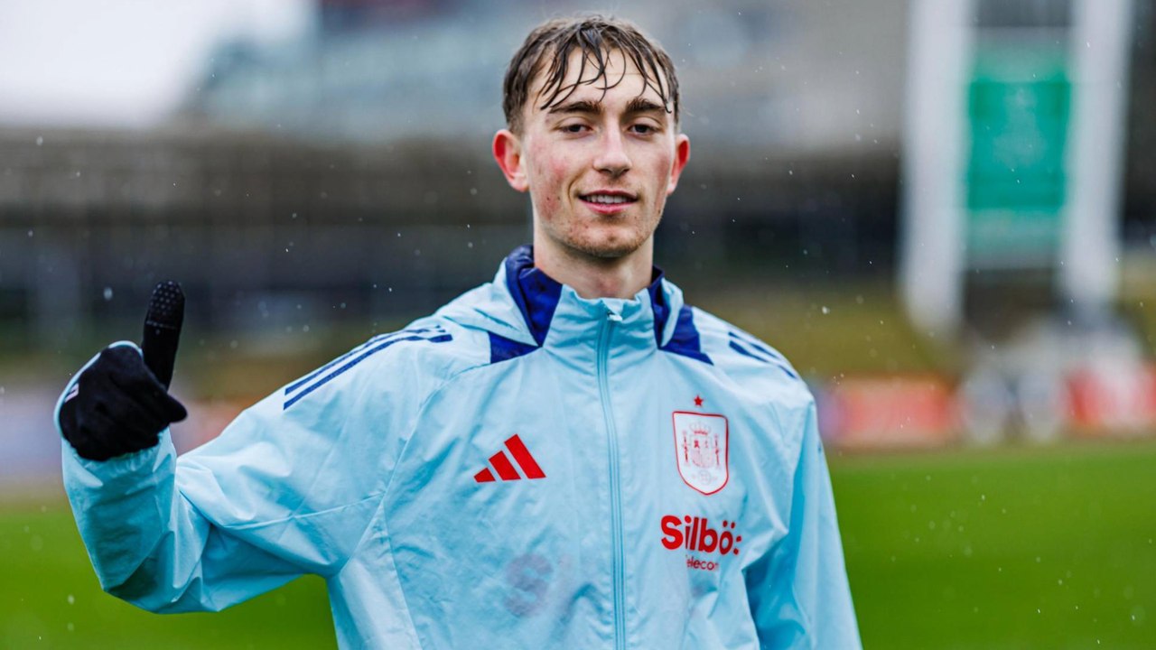 España se entrena bajo la lluvia en Las Rozas antes de viajar a Países Bajos