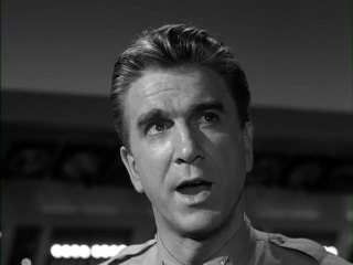 Viaje al fondo del mar - S01E28 - Episodio 28