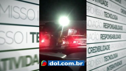 b'94nibus de Pikachu a9 atacado'