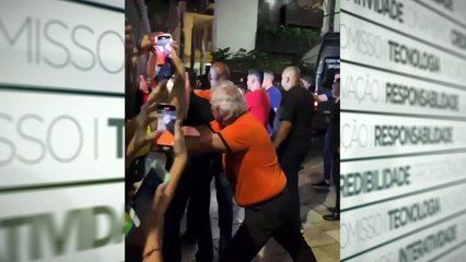 b'Neymar chega a bela9m'