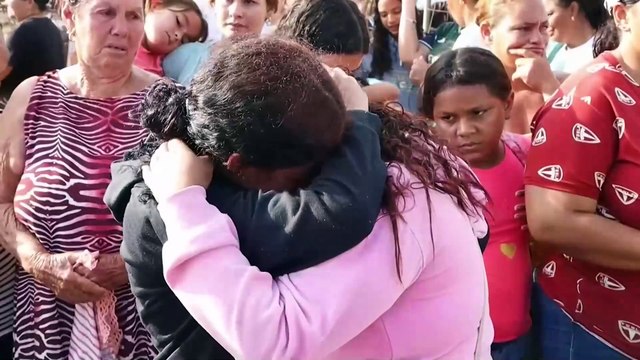 Venezolanos deportados a El Salvador no son delincuentes , aseguran sus familiares