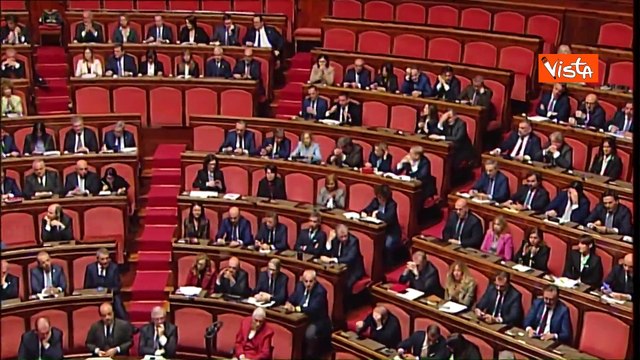 Meloni a M5s: Non ci sono soldi per welfare perch? bruciati miliardi solo per creare consenso facile