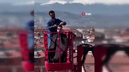 Yükseklik Korkusu Olan Bu Berbere Gelmiyor