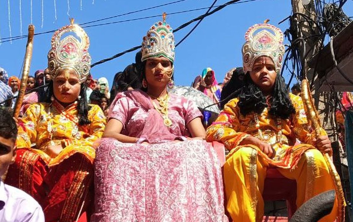 हनुमानजी के मेले में उमड़े श्रद्धालु, झांकियों ने मोहा