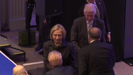 We need to reach those too tired to think, says former president Clinton at pro democracy event