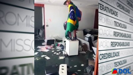 Bolsonaristas Vandalizam o Congresso: Confusão e Protestos