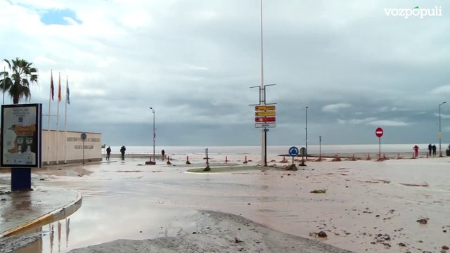 Las lluvias ocasionan medio centenar de incidencias en Águilas (Murcia)