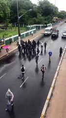 b'Guarda Municipal e PM retiram golpistas da Almirante Barroso'