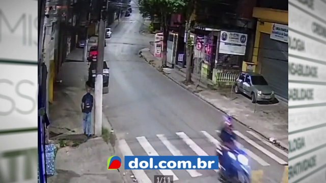 b'Guarda municipal impede assalto e mata assaltantes'