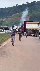 b'Troca de tiros entre PRF e golpistas em Novo Progresso'