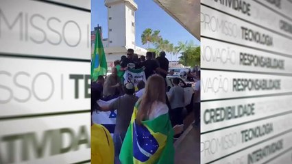 b'Bolsonaro chega em Bela9m'