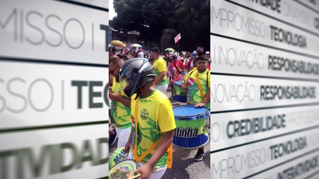 b'Cortejo das escolas de samba na presidente vargas'