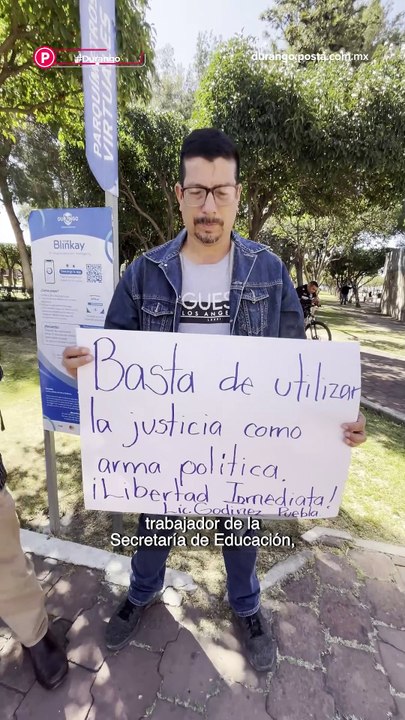 Marcha de Docentes en Durango exigen justicia por compañero