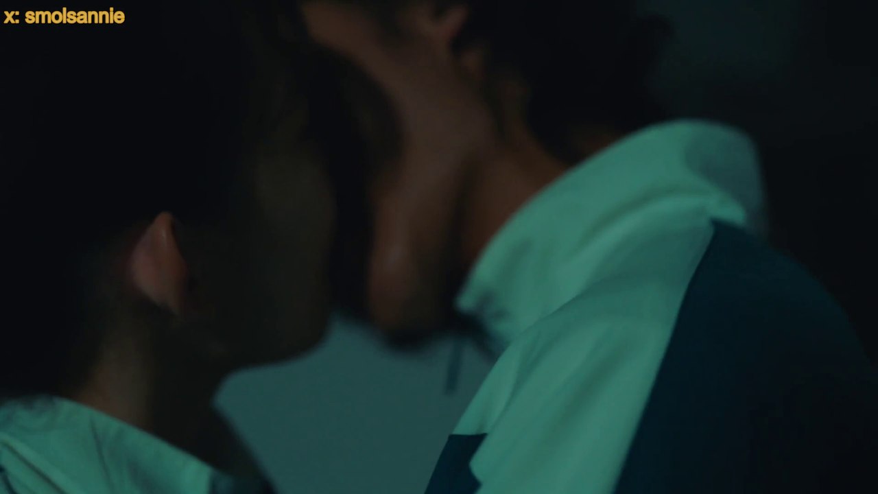 [eng sub] ep1: kiss in class (kiss x kiss x kiss perfect scandal)