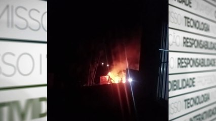 b'Incaandio atinge casa no bairro do Tapan'