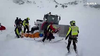 Valanga al Passo dei Salati, recuperato uno sciatore ferito