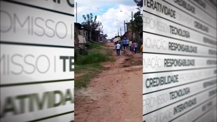 b'Moradores do Tapan repudiam visita de Mauro Freitas sb3 prb3xima da eleia7o'