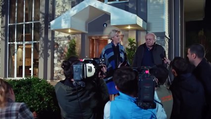 42. Estado Civil: Complicado (Iliski Durumu: Karisik), en español