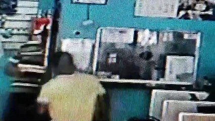 b'Assalto a lan house 1'