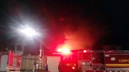 b'Incaandio em vila do bairro de Fa1tima'
