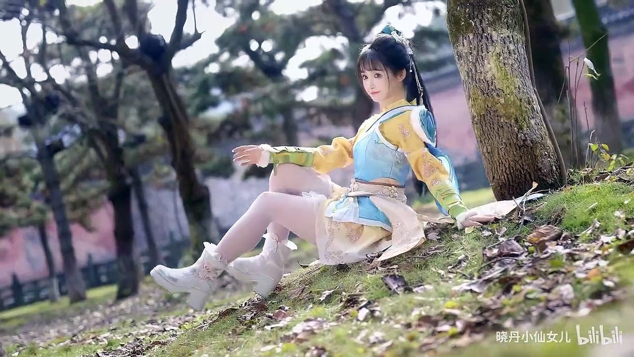 “Zhè yī qiāng gòu bùgòu qǔ nǐ huí xuě yuè chéng?” Sīkōng qiān luò gāo rán qiāng wǔ