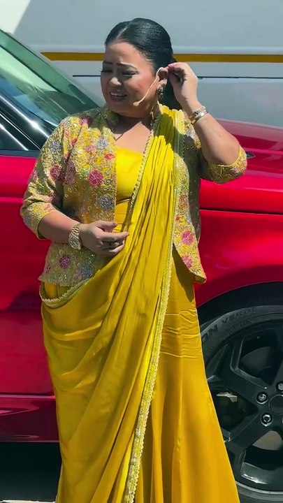 Bharti Singh Looks Gorgeous At Laughter Chef S 2 Set