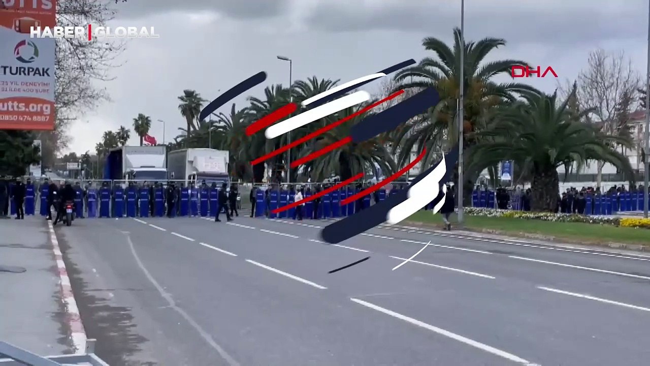 İstanbul'da her türlü toplantı, gösteri ve basın açıklaması yasaklandı