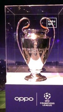 UEFA Şampiyonlar Ligi kupası İstanbul'da sergilendi