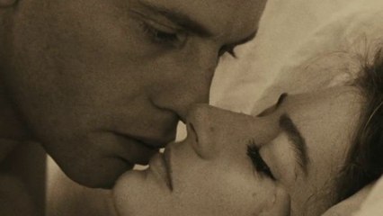 Ein Mann und eine Frau Trailer (2) OmeU