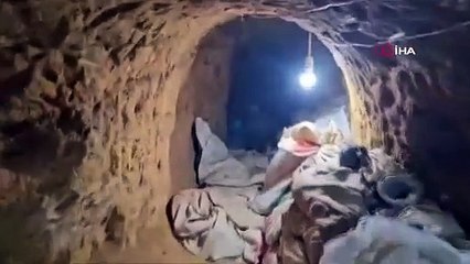 İhbar üzerine jandarma harekete geçti: Yerin 15 metre altına iniyor!