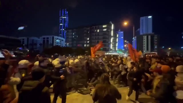Turquie : Violentes manifestations après l’arrestation du maire d’Istanbul, principal opposant à Erdogan