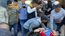 Il ricovero di operatori umanitari stranieri all'ospedale al Aqsa a Gaza
