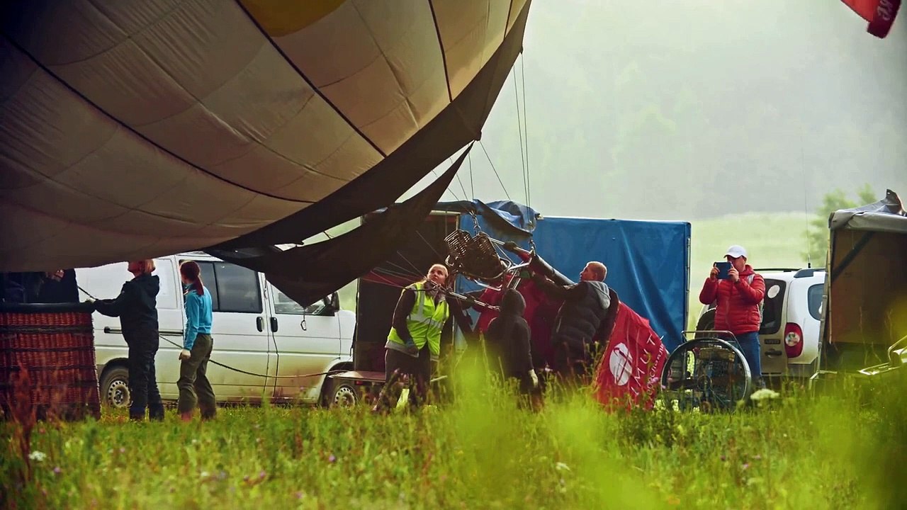 I Took a HOT AIR BALLOON Ride at Sunrise and It Was AMAZING
