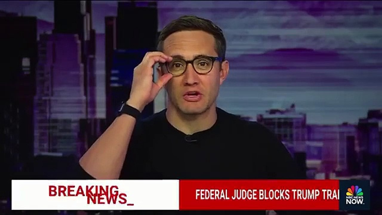 Une juge fédérale américaine suspend l'interdiction par l'administration Trump des personnes transgenres dans l'armée, invoquant le principe d'égalité