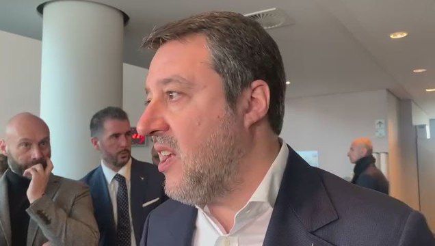 Salvini contro Kallas: Vada lei in guerra in Ucraina - Video