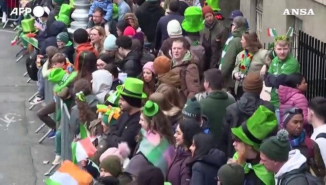 Irlanda, la tradizionale parata di San Patrizio per le vie di Dublino
