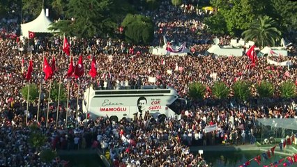 Turquie: le maire d'Istanbul arrêté, l'opposition dénonce un "coup d'Etat"