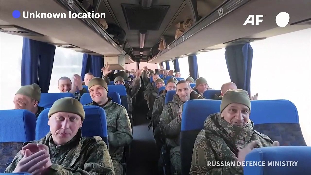 Russia welcomes back 175 POWs returned in prisoner swap with Ukraine