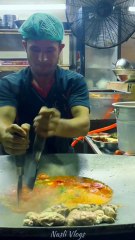 Noorani Kabab House | Famous katakat in karachi | Episode 14 | Ramadan Series | Nasli Vlogs #foodie