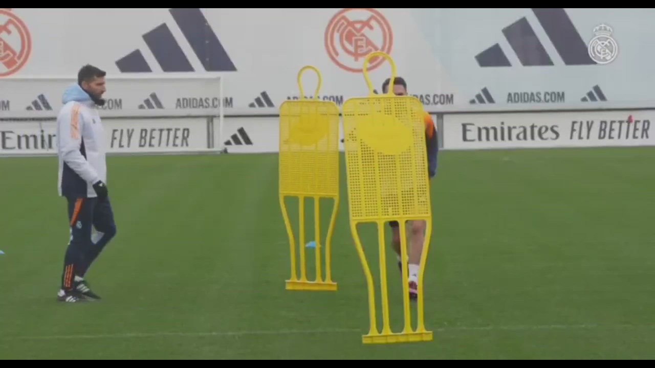 Carvajal veya pisa césped y va más cerca su vuelta